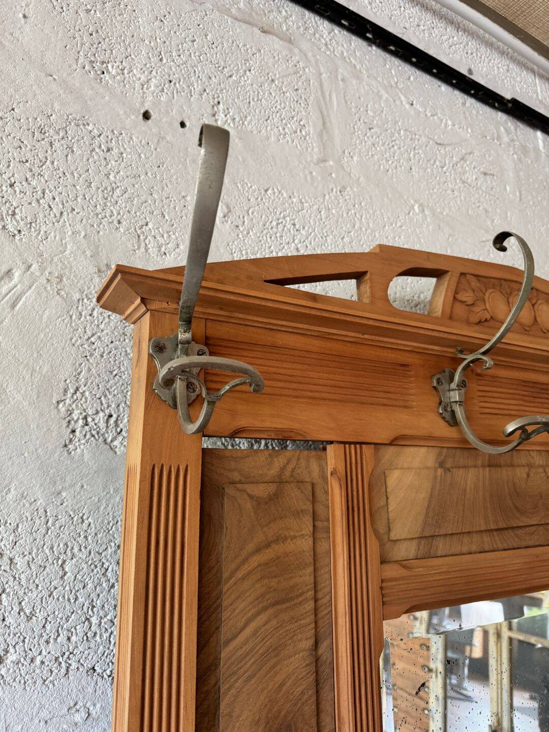 Art Deco entrance coat rack in walnut - Early 20th century