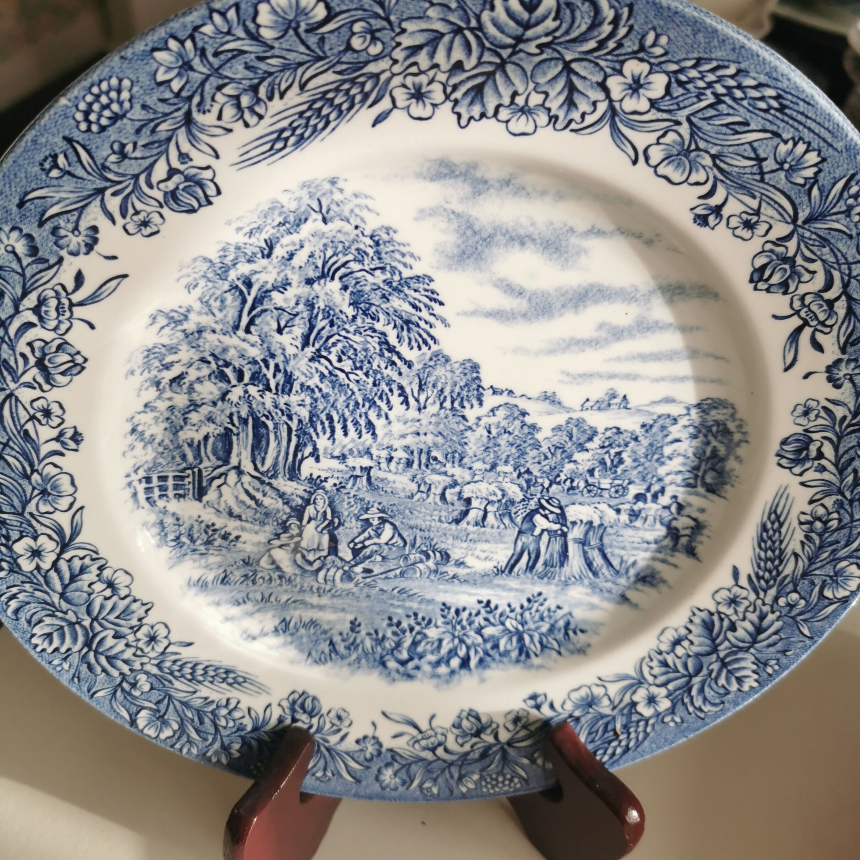 Churchill England porcelain dinner plate. Currier & Ives Harvest Pattern