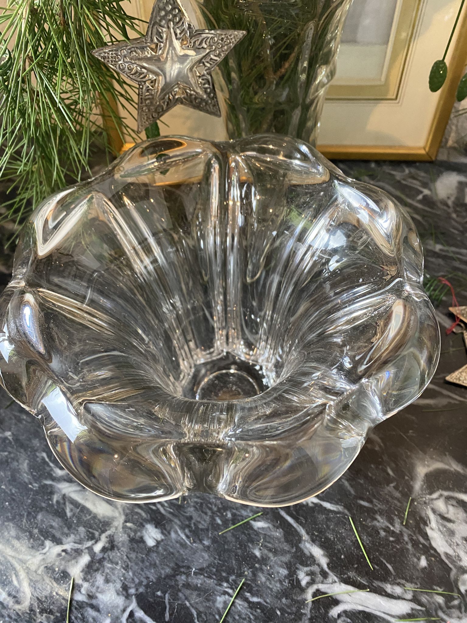 Vase en cristal "fleur" ancien