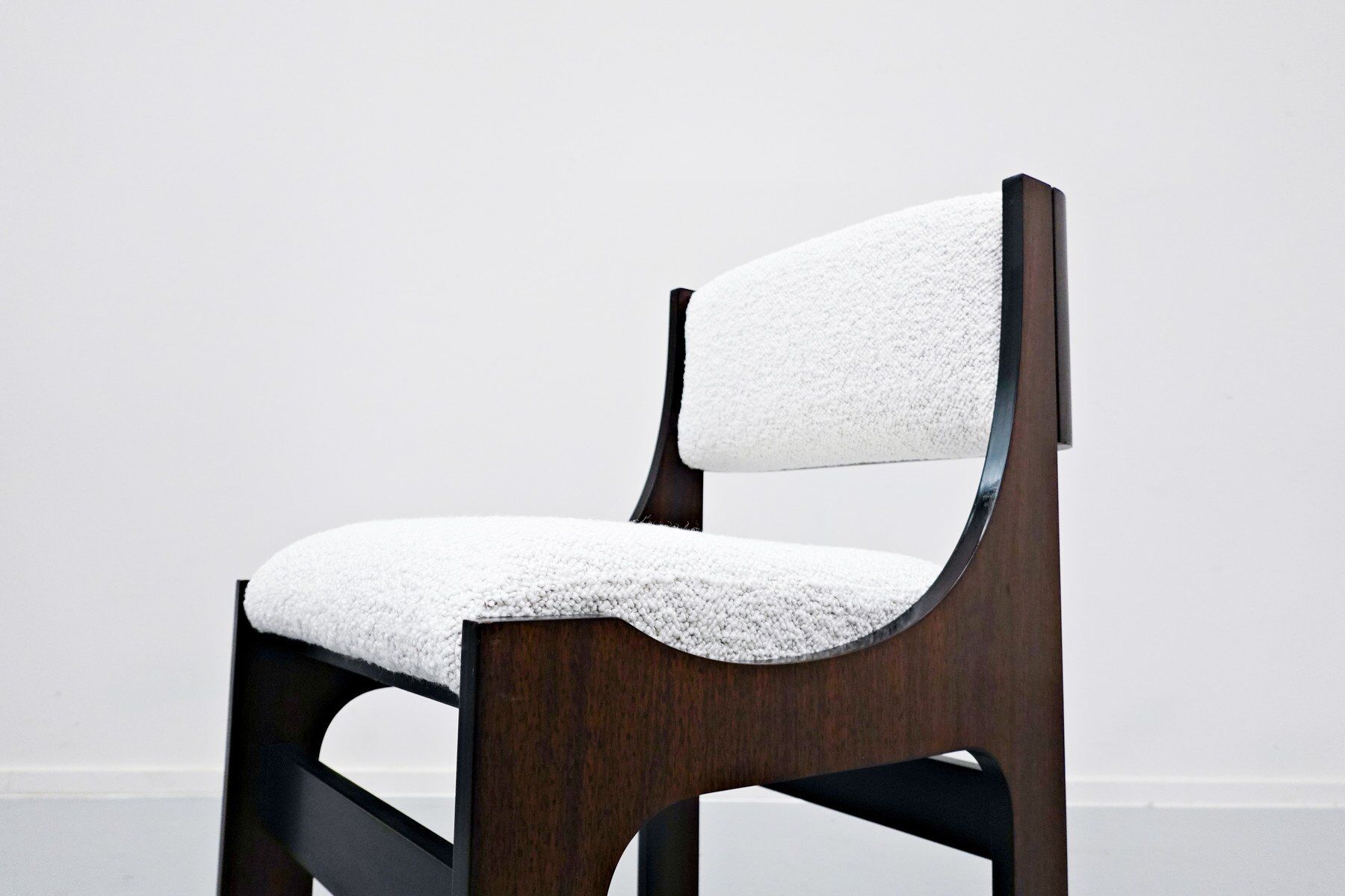 Set of 8 living room chairs in italy 1960s upholstery