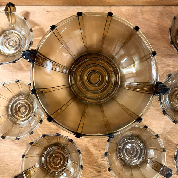 Art Deco glass dessert service, 1 cup and 7 cups