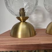 Paire d’appliques murales - ou plafonniers - boules