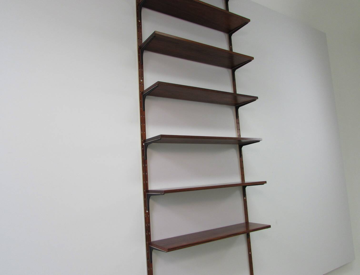 Bookshelf wall system “Excellent” by Sven Ellekaer for Albert Hansen