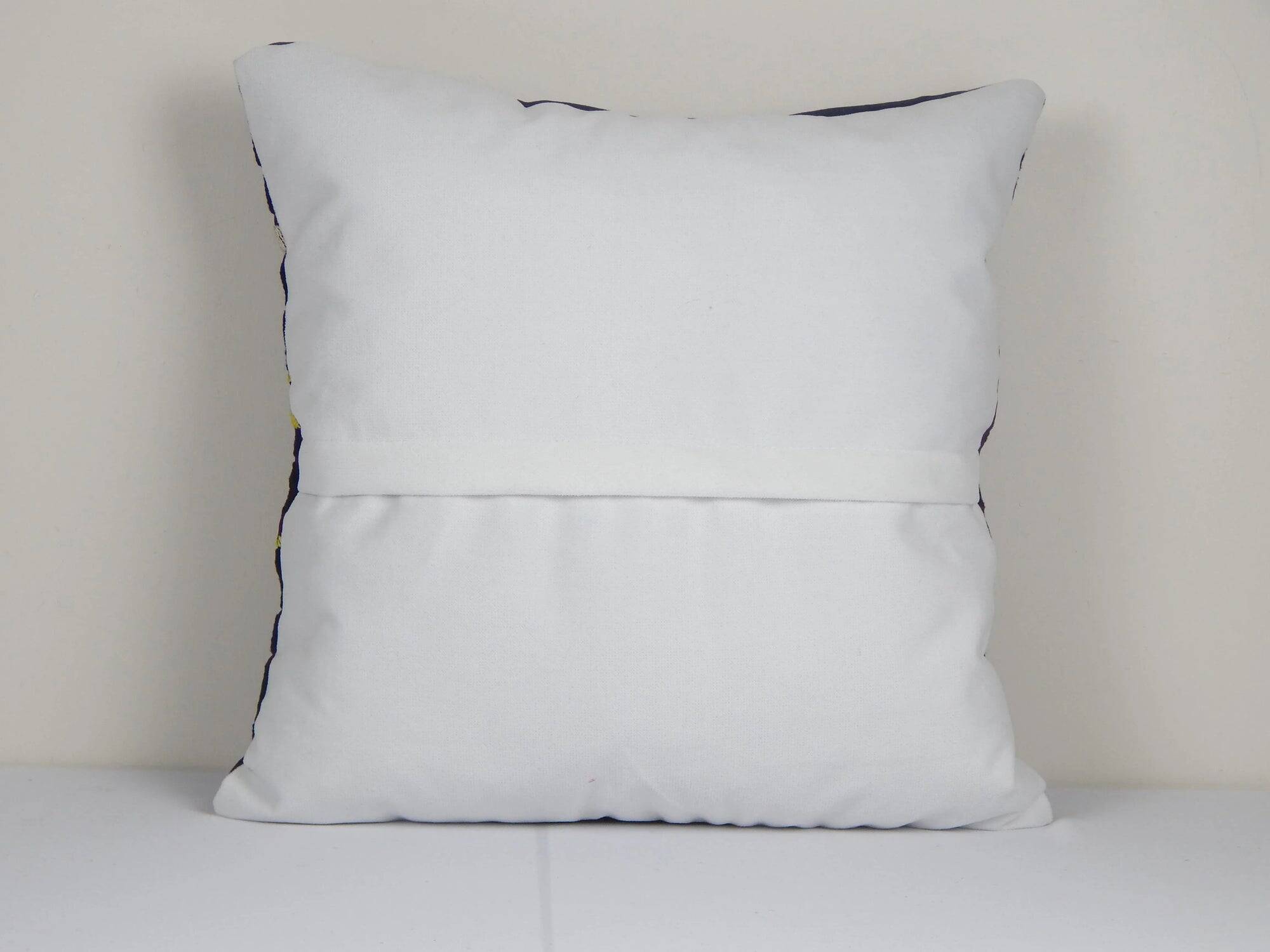 Vintage embroidered cushion cover 46x46 cm