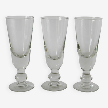 Ensemble de 3 verres à absinthe, début XXème