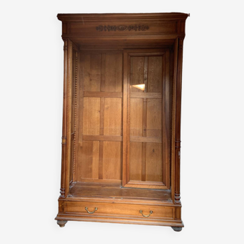 Solid wood cabinet