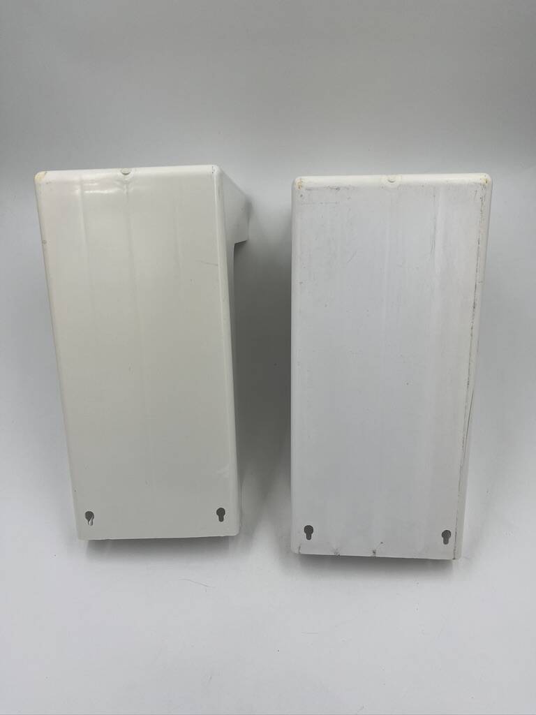 Set of white vinyl holders for 33T