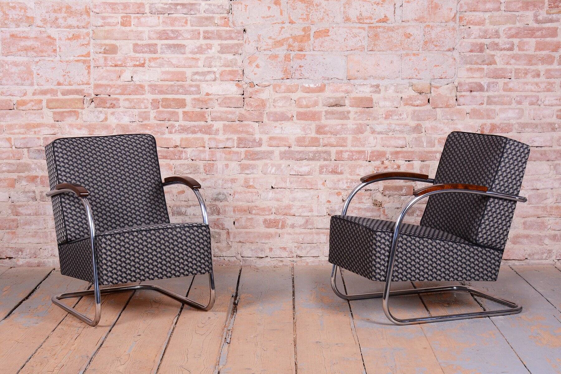 Bauhaus Armchairs in Beech and Chrome from Mücke-Melder, Czech, 1930s, Set of 2