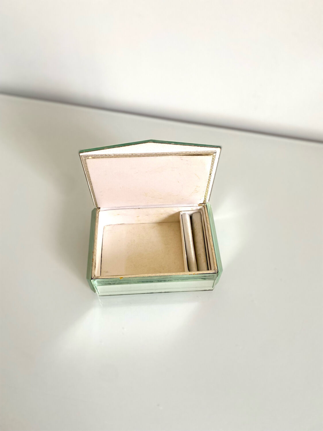 Art deco jewelry box mirror glass