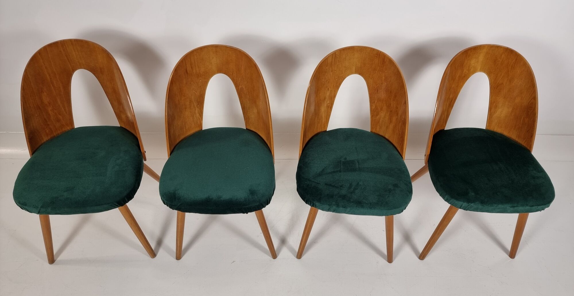 Dining Chairs by Antonín Šuman for Tatra, 1960s, Set of 4