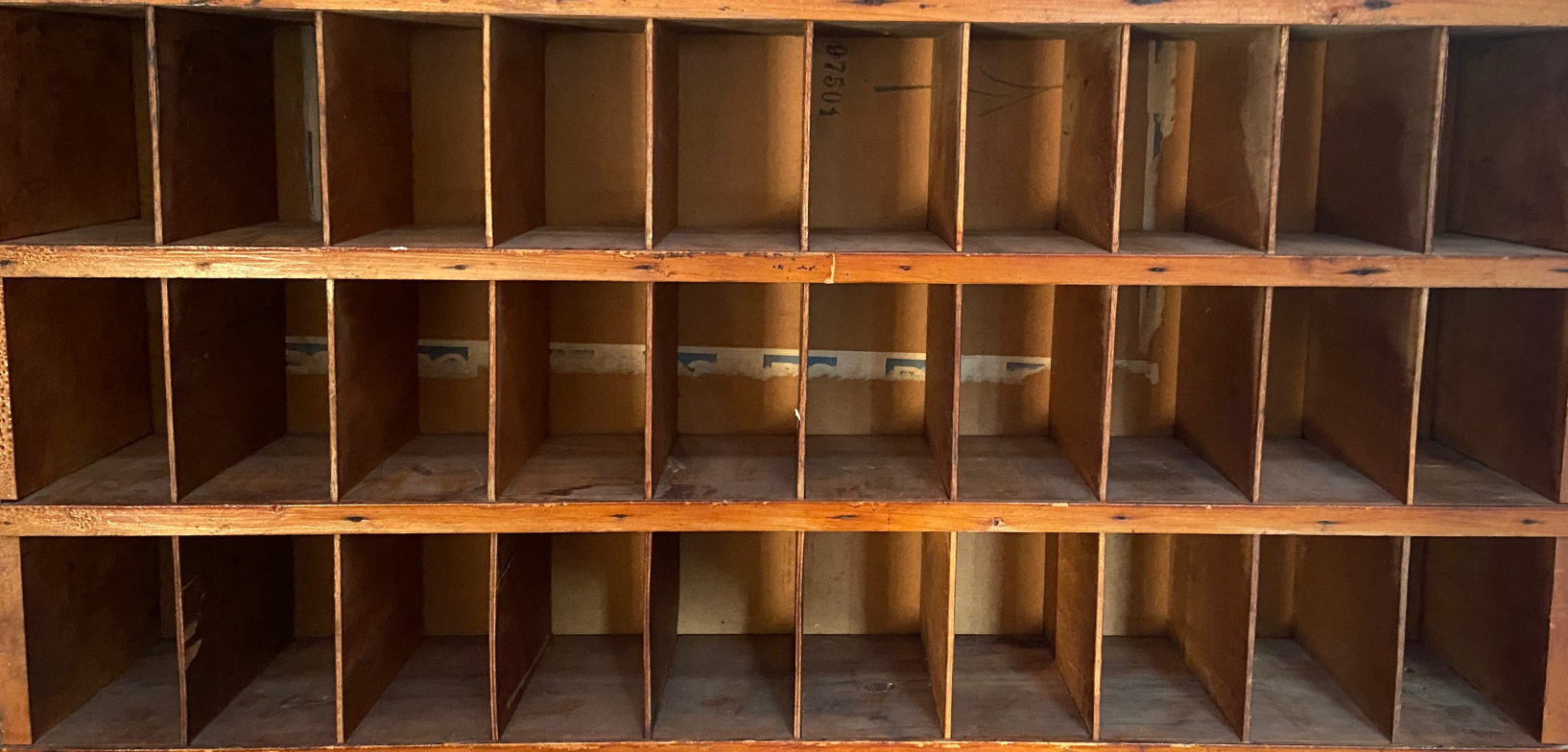 Piece of furniture for keys or others