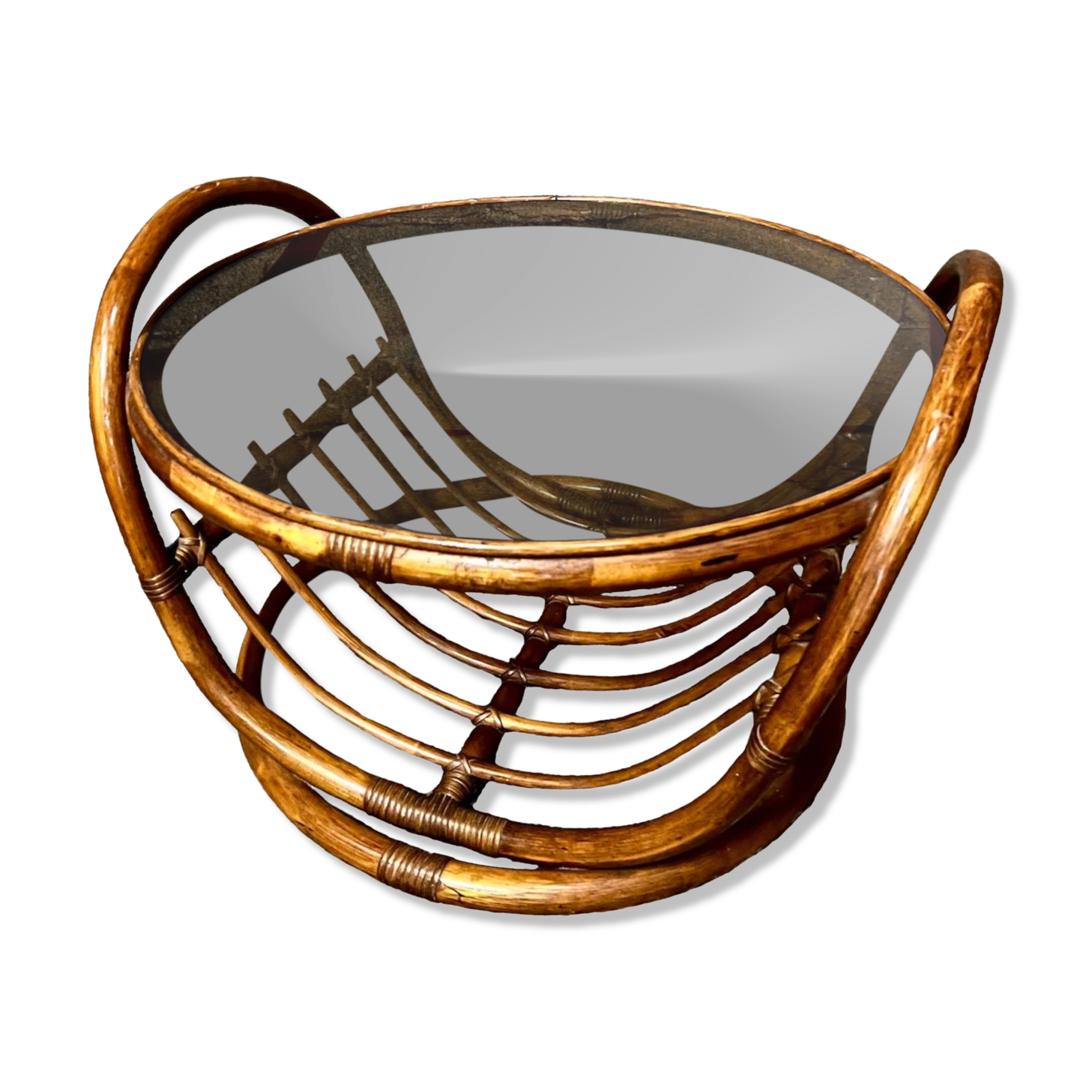 Vintage round coffee table in rattan and smoked glass