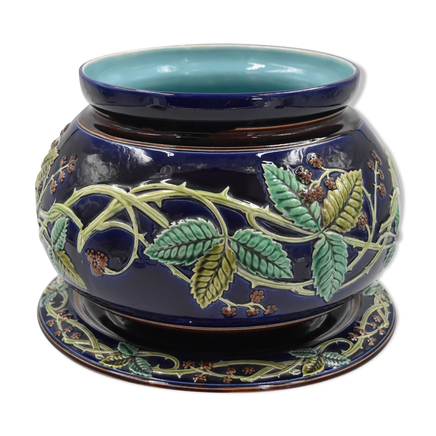 Cover-pot decor of murals in majolica Sarreguemines Majolica earthenware