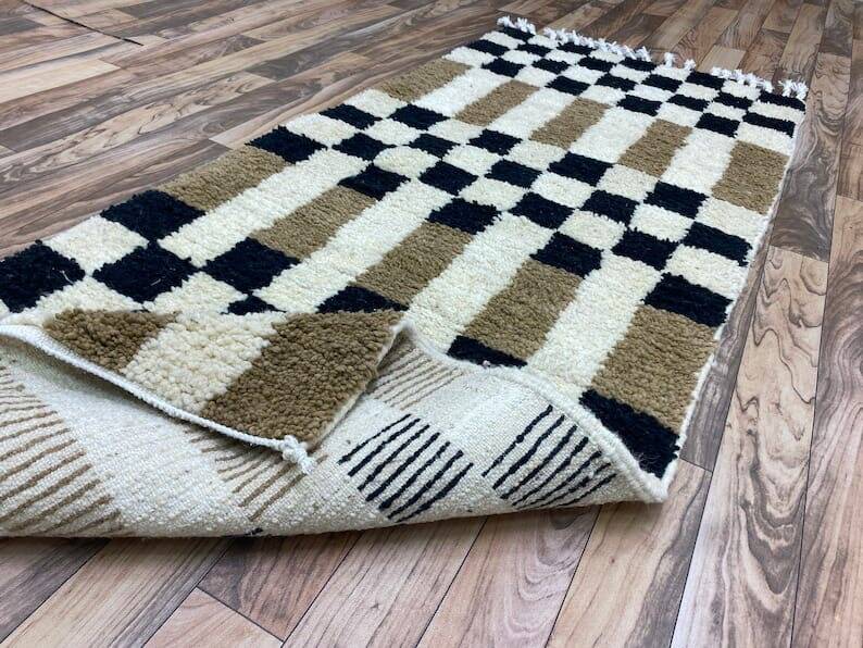Beni Ourain Berber rug in wool, size 1.5/2.5 m.