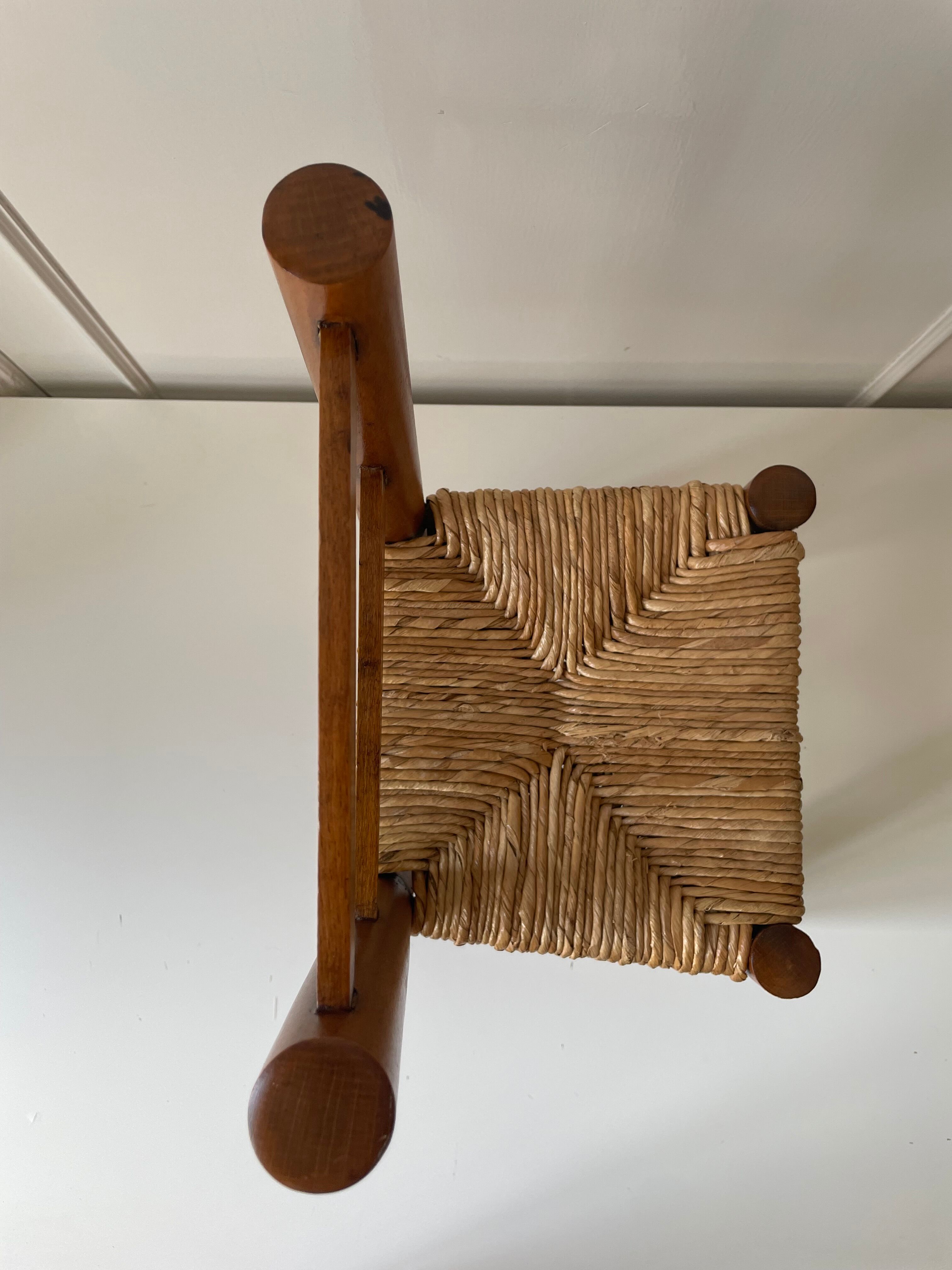 Children's chair wood and straw