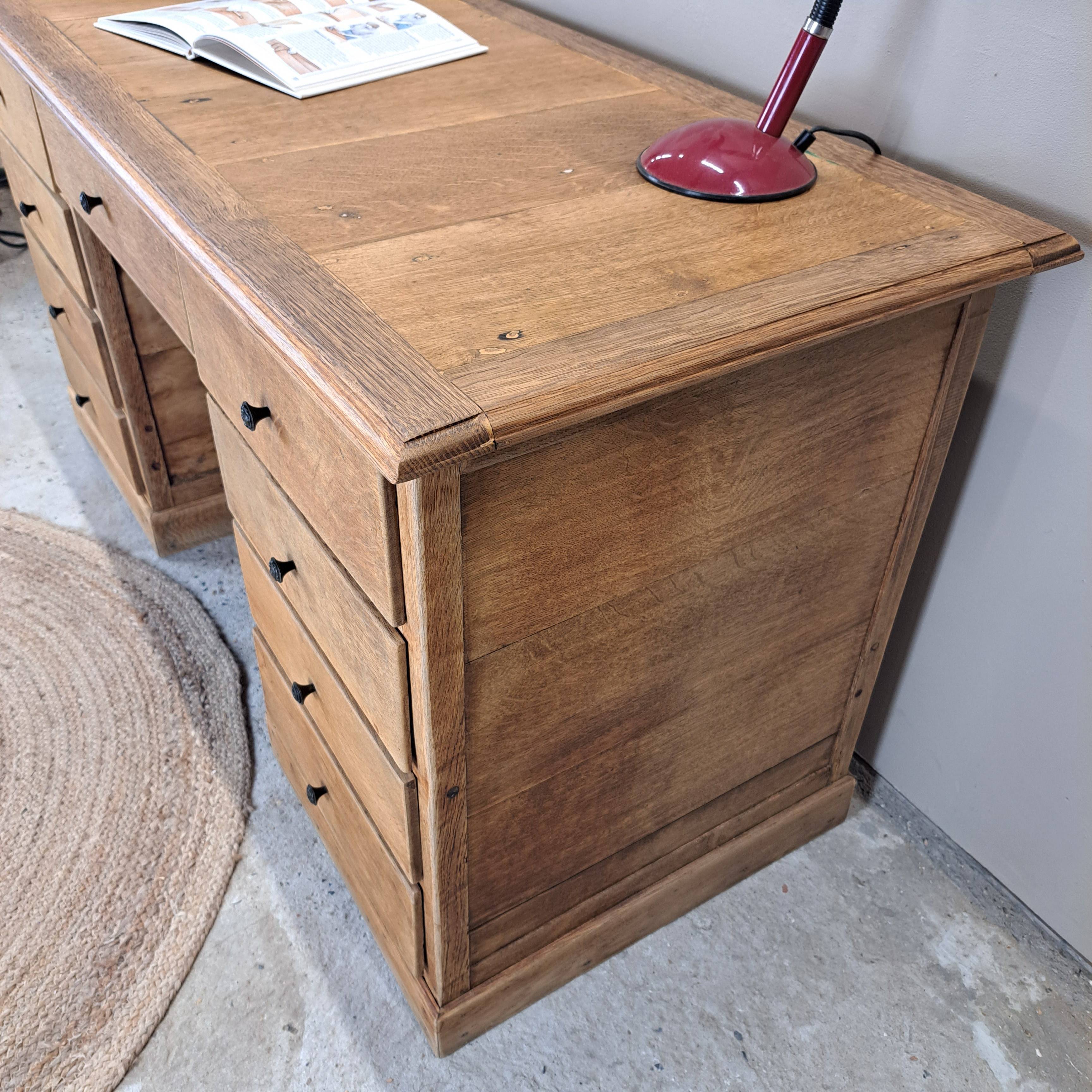 Bureau en chëne