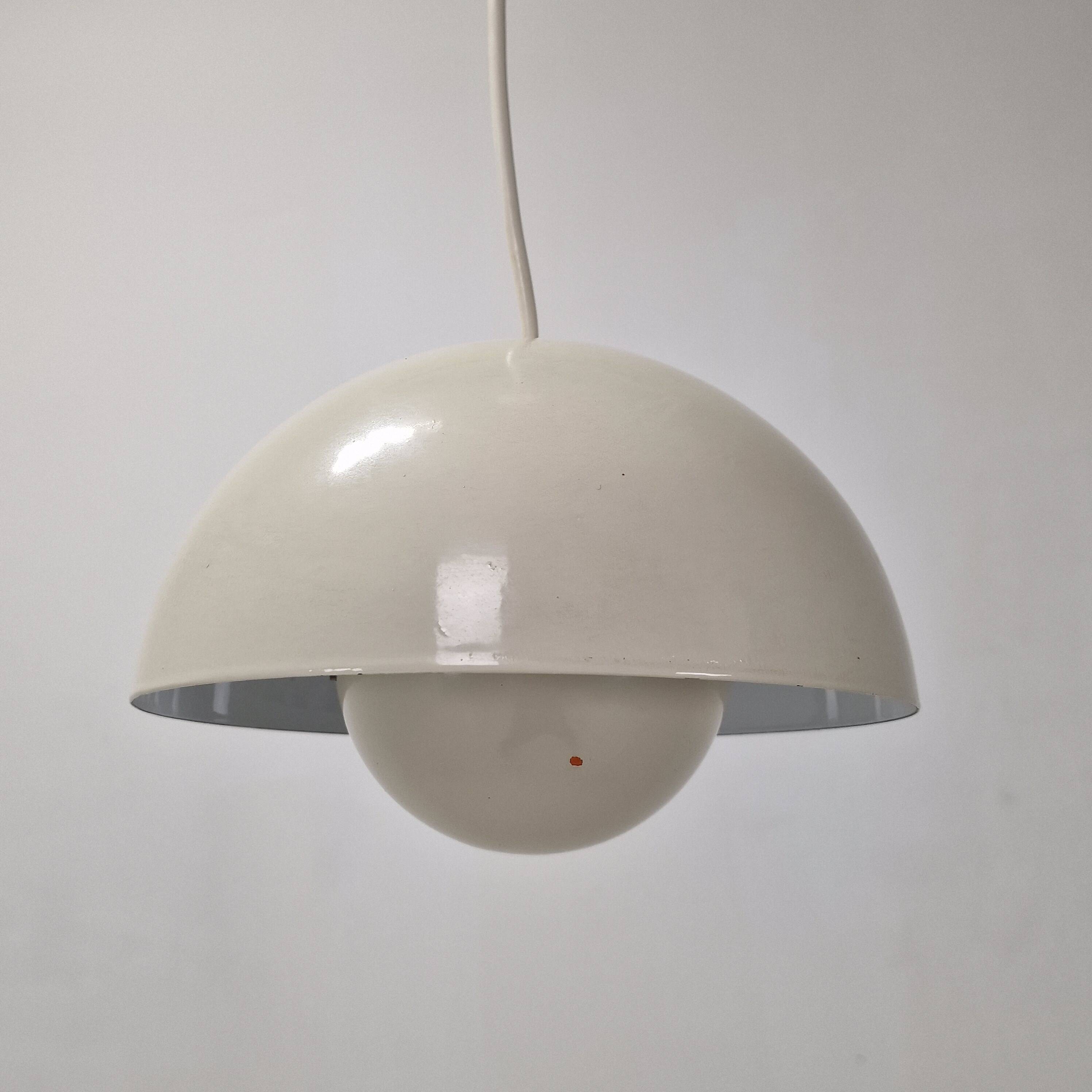 Set of 2 Verner Panton Flowerpot Ceiling Lamps – Vintage Design
