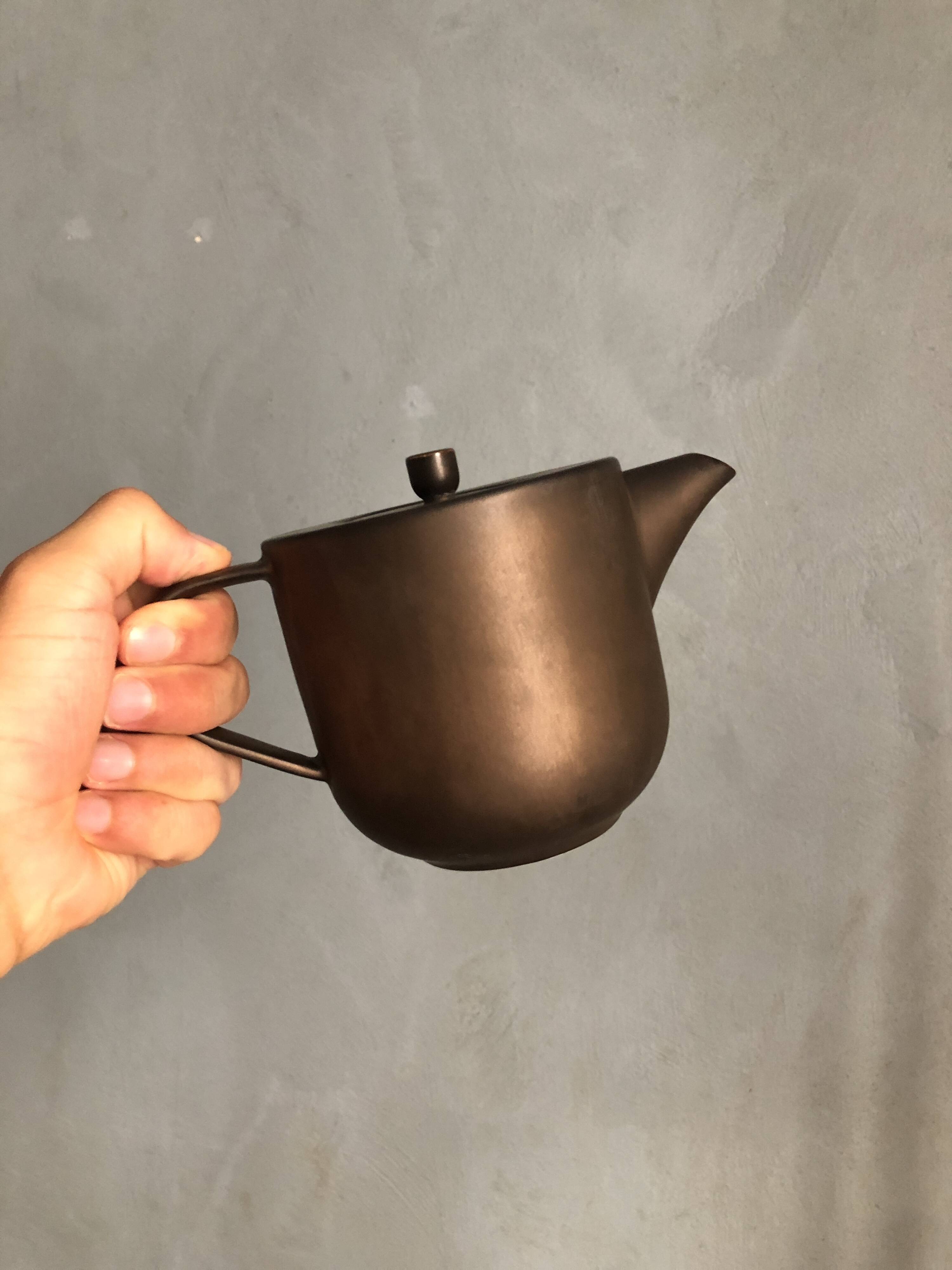 Théière en céramique marron marque ASA