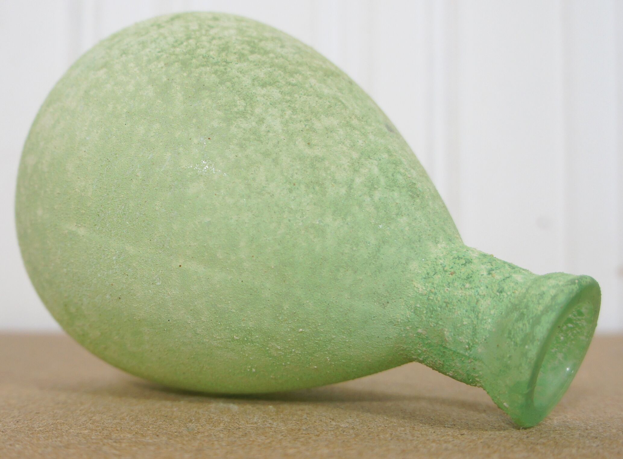 Soliflore vase in granite moulded blown glass