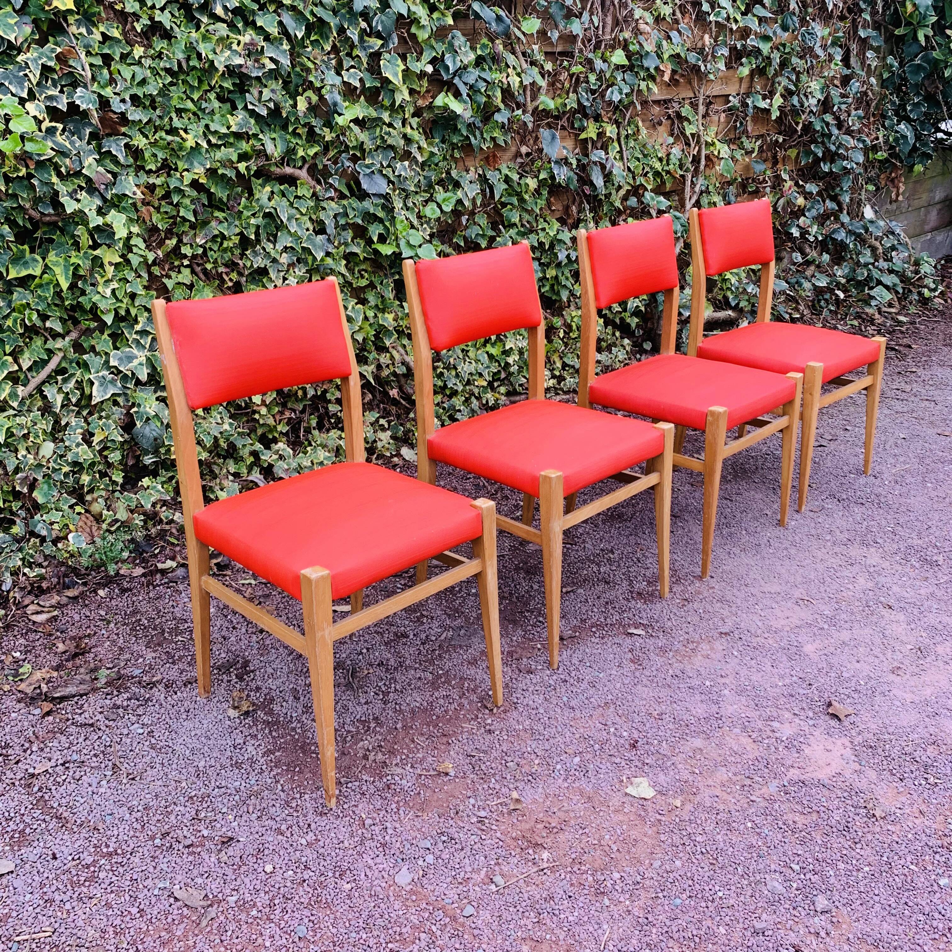 Set of 4 vintage chairs