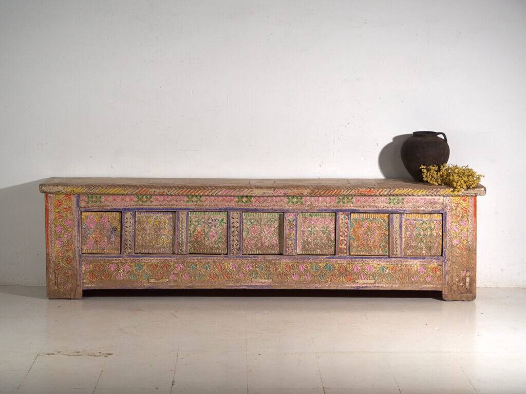 Antique polychrome carved low cabinet in pine – Xinjiang, circa 1900