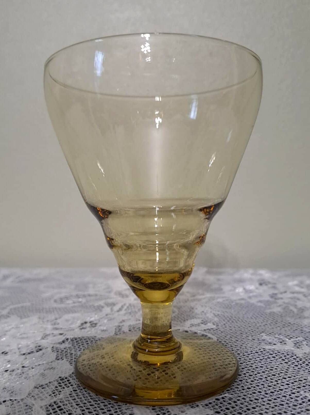 5 aperitif glasses