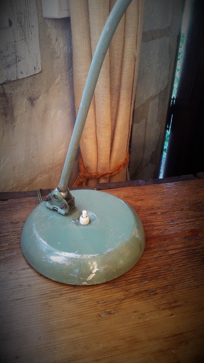 Desk lamp industrial