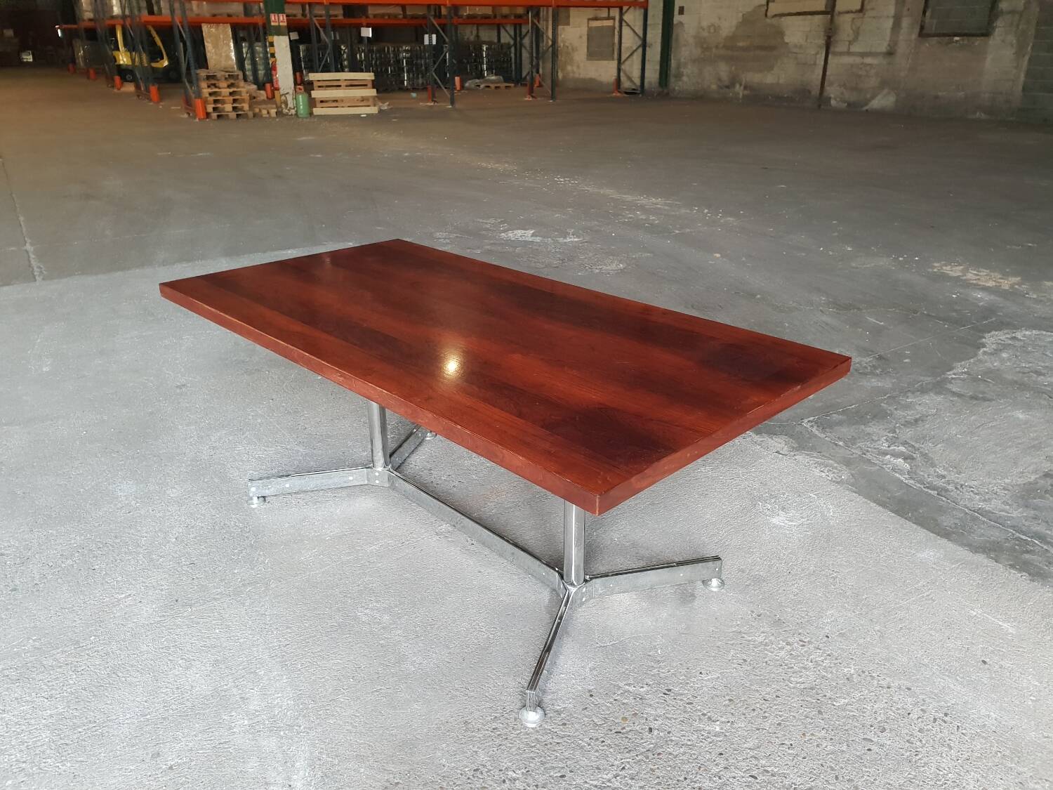 1970s dining table