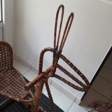 Cheval à bascule des annèes 30 en rotin.