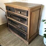 Solid pine chest of drawers