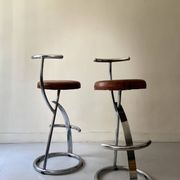 Bar stools in tubular chrome and tan leather, 1970s