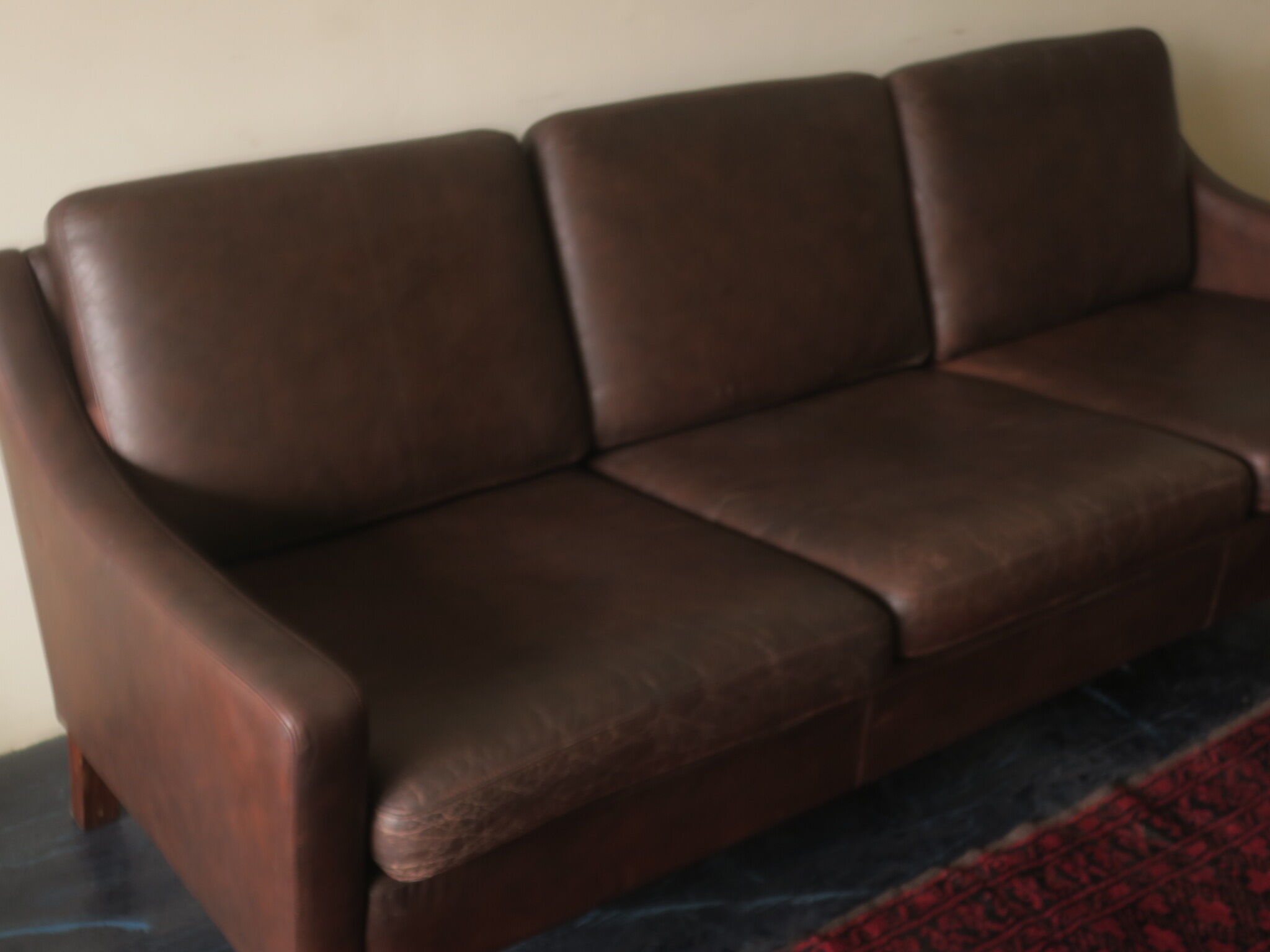 Mid-century danish 3seater sofa in dark brown leather