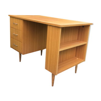 Vintage office feet spindles