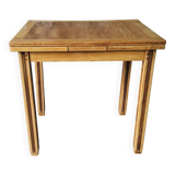 Extendable table