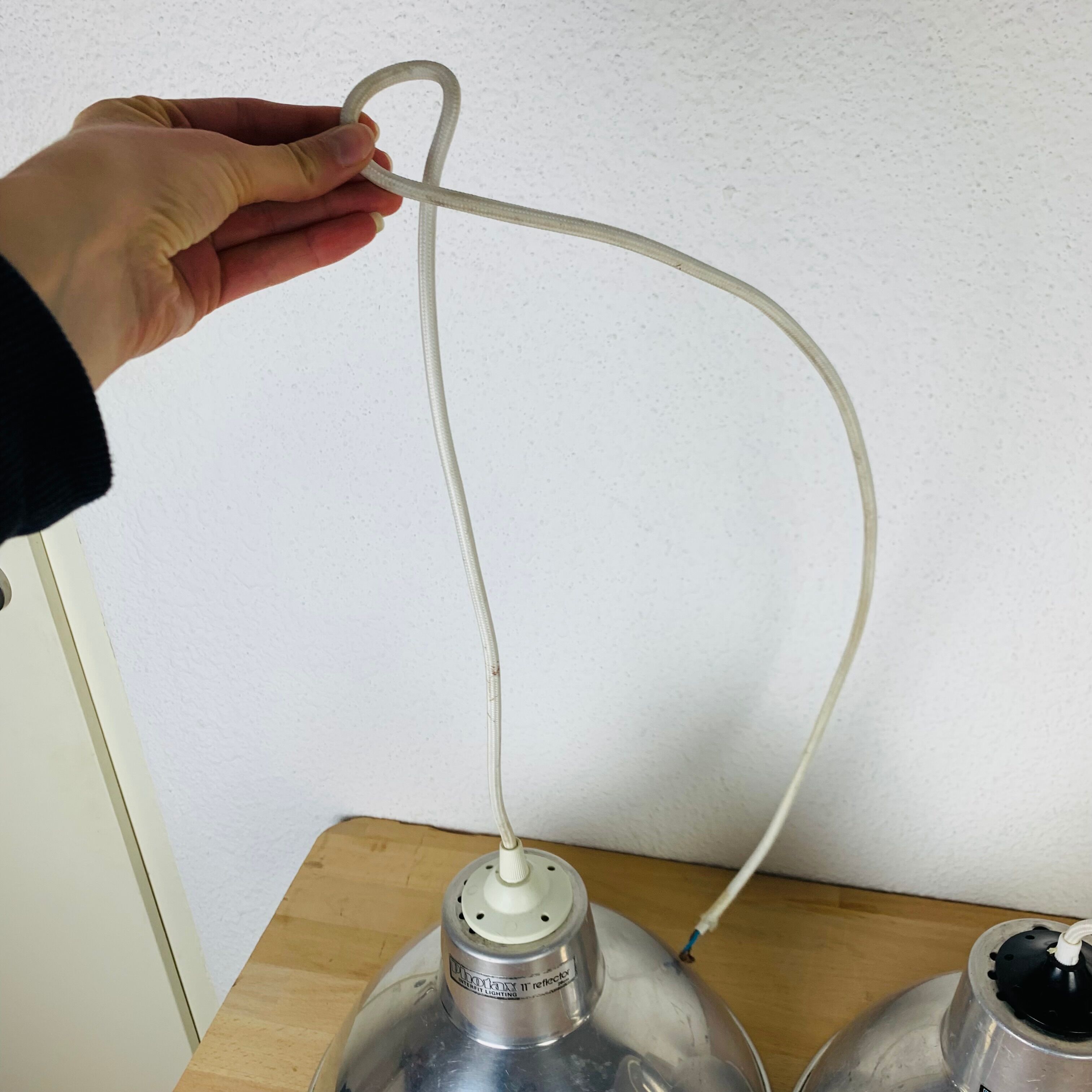 3 industrial metal suspensions Photax