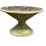 Diabolo planter designed by Willy Guhl for Eternit