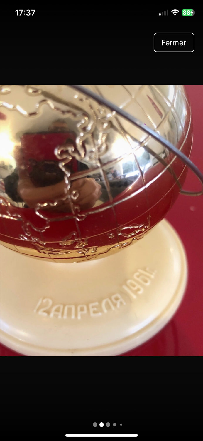 USSR globe souvenir 1961