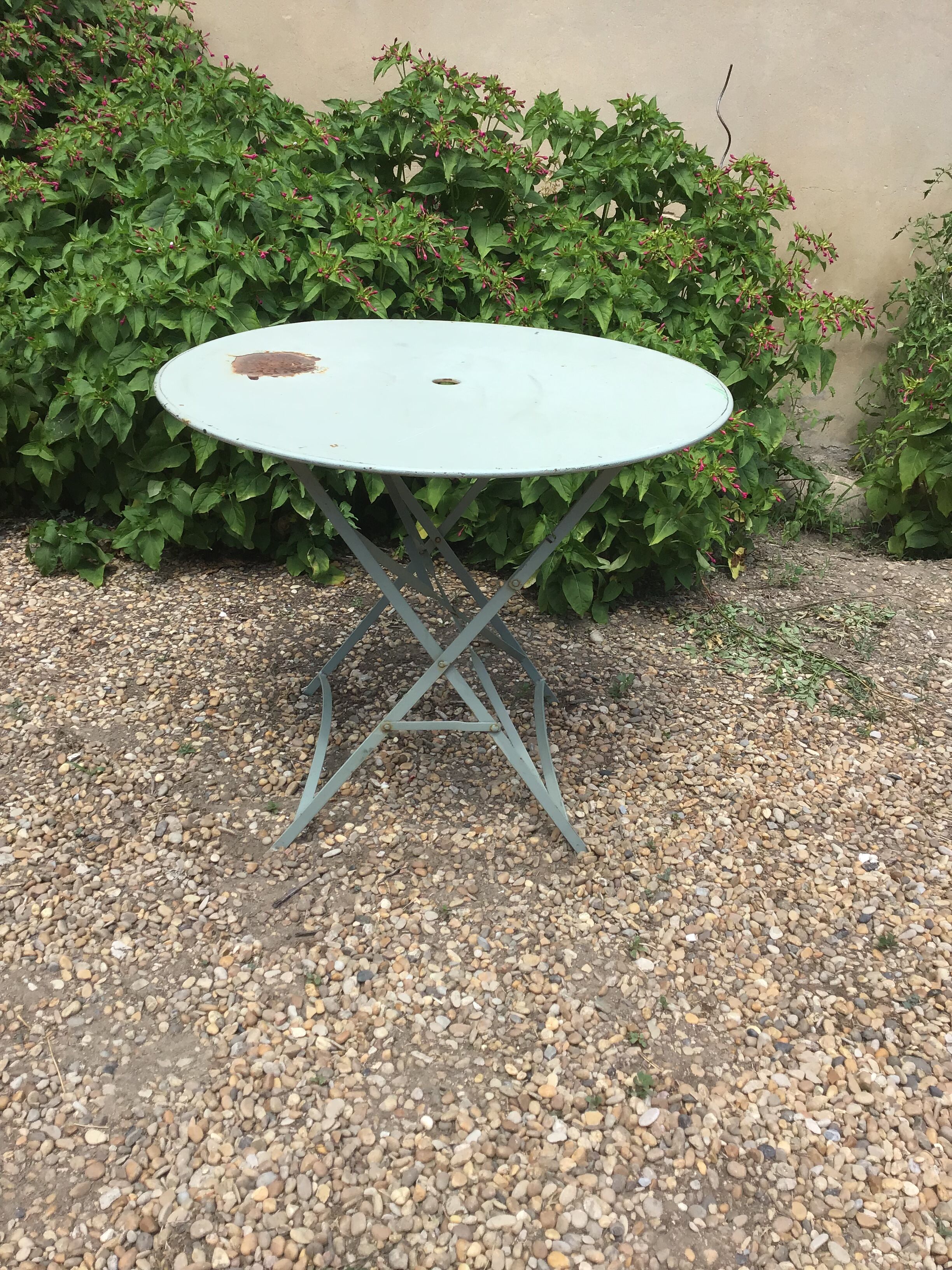 Garden table