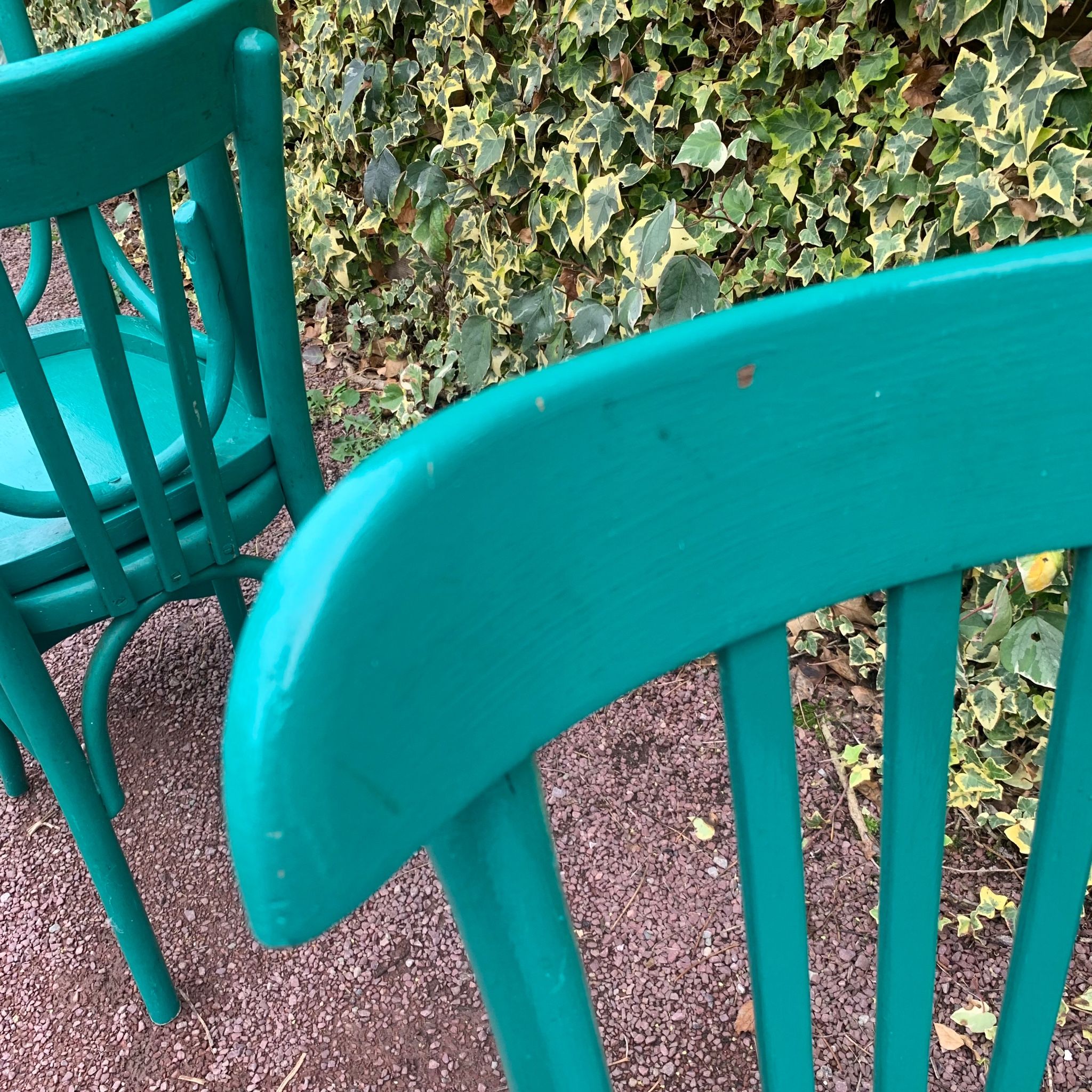 Set of 4 green bistro chairs