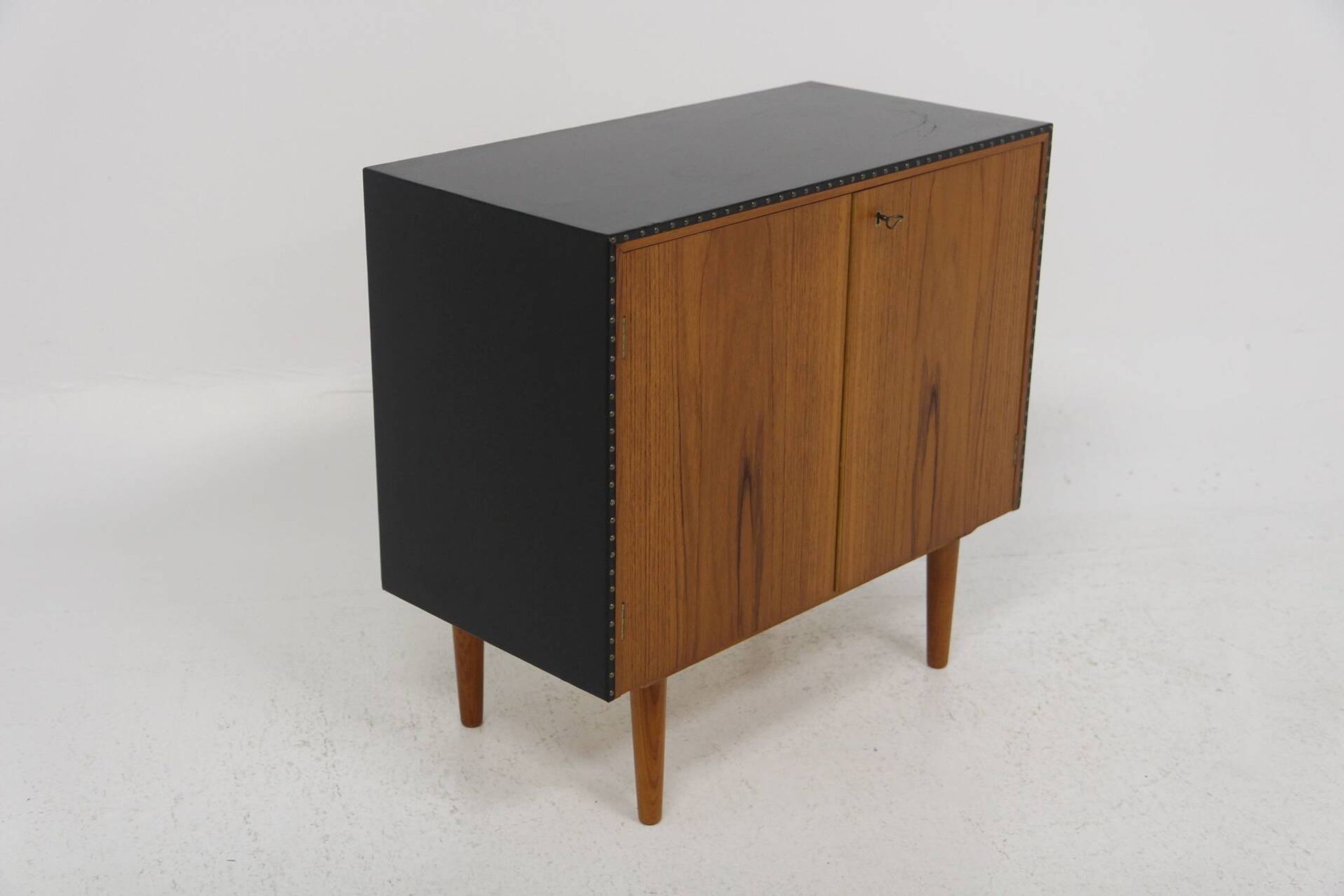 Scandinavian chest of drawers in teak and skai, Sweden, 1960