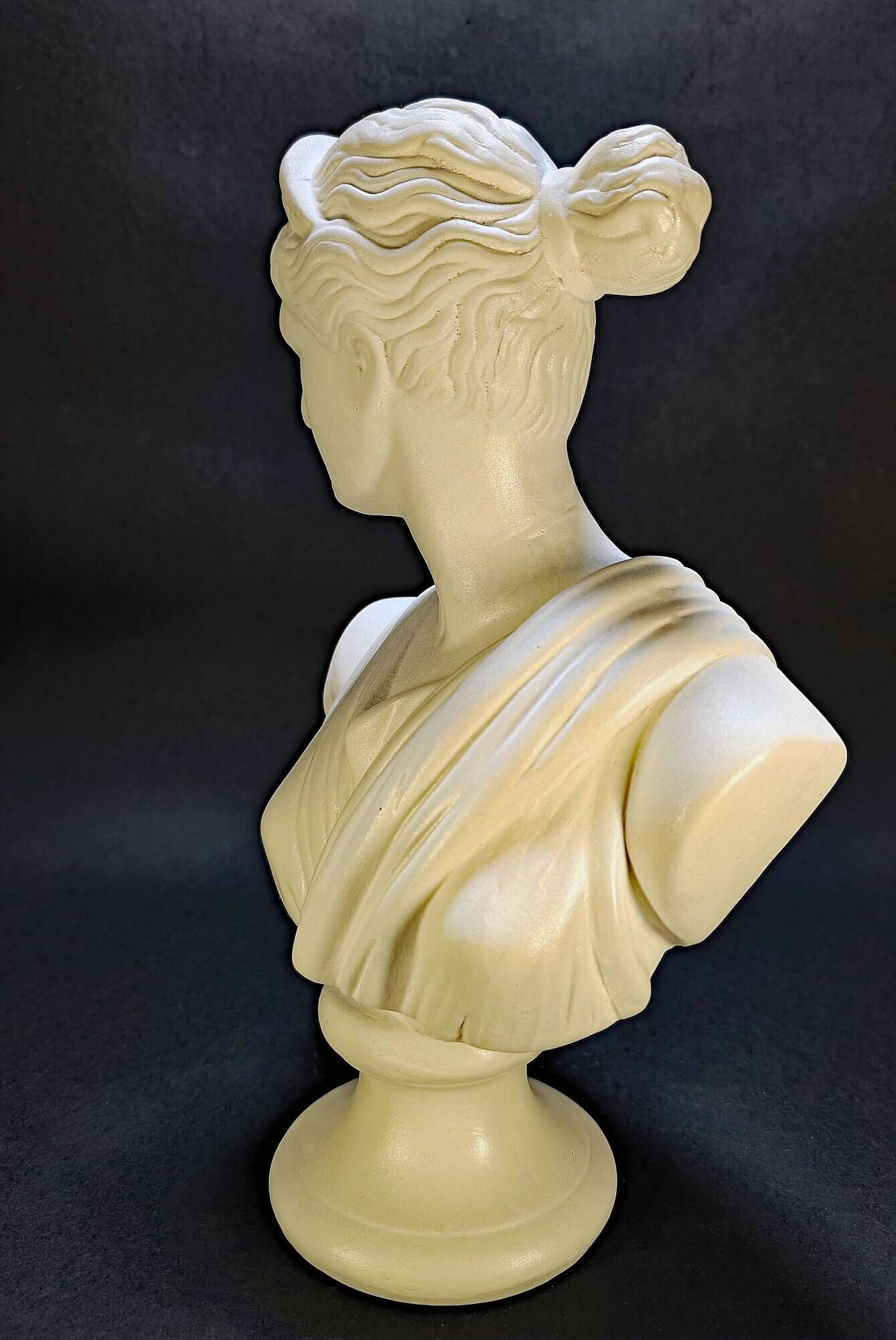 Terracotta bust of Artemis