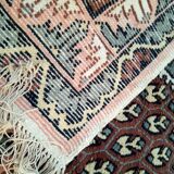 Old oriental carpet from the 80s - 193 x 101