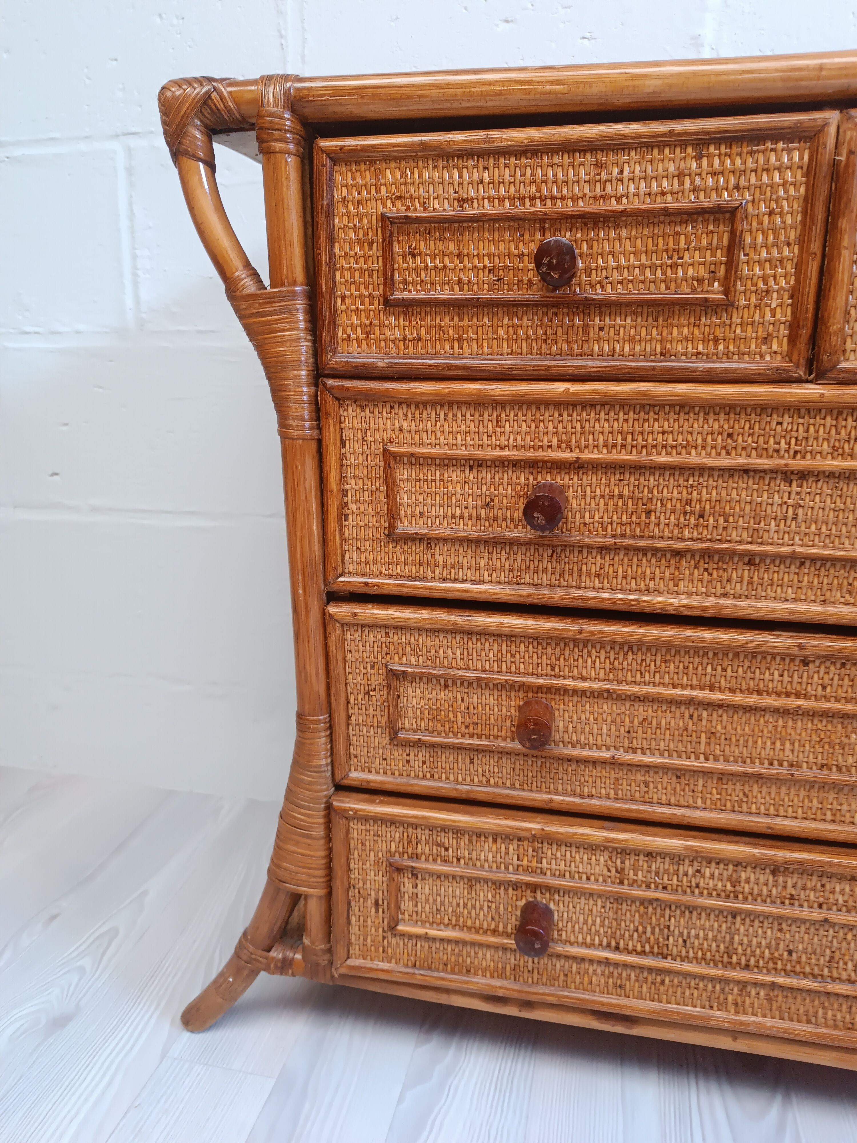 Commode en rotin et bambou  années 60
