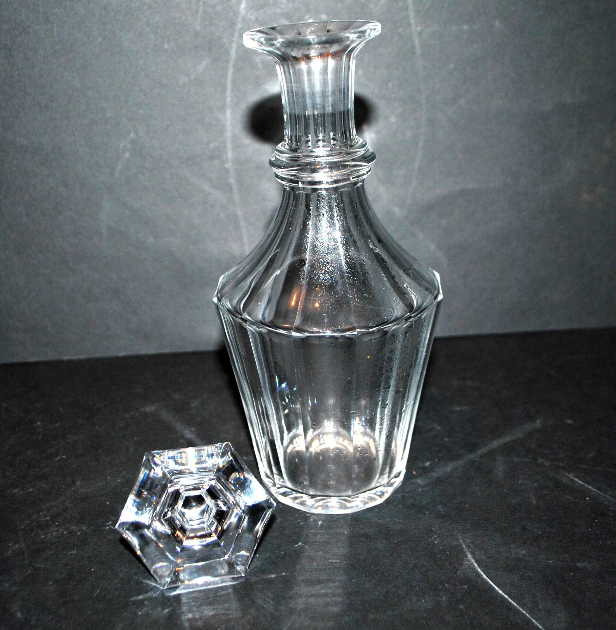 BACCARAT Antique liqueur carafe in cut crystal with flat ribs 1840