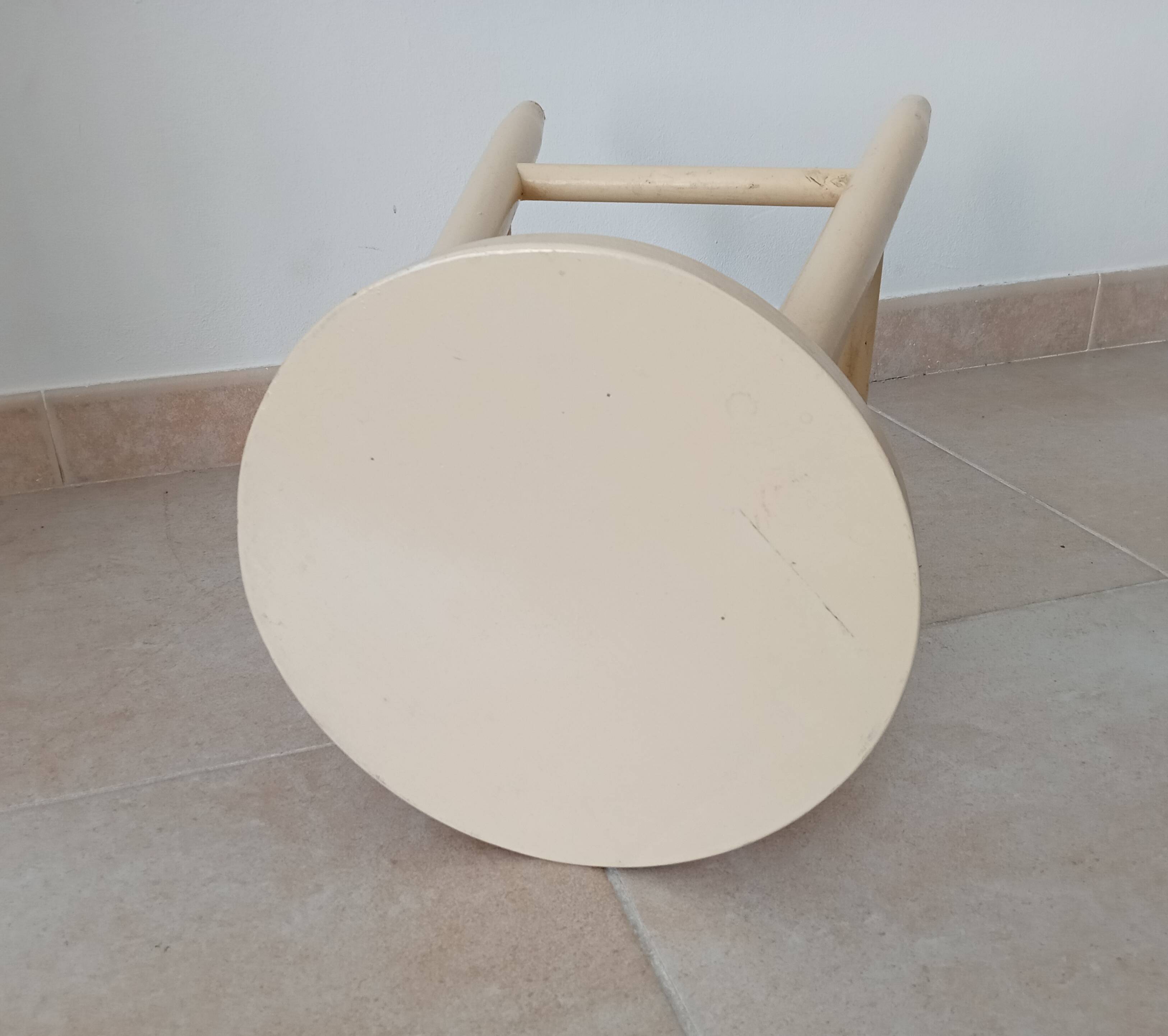 Vintage artisanal turned wooden stool from the 70s