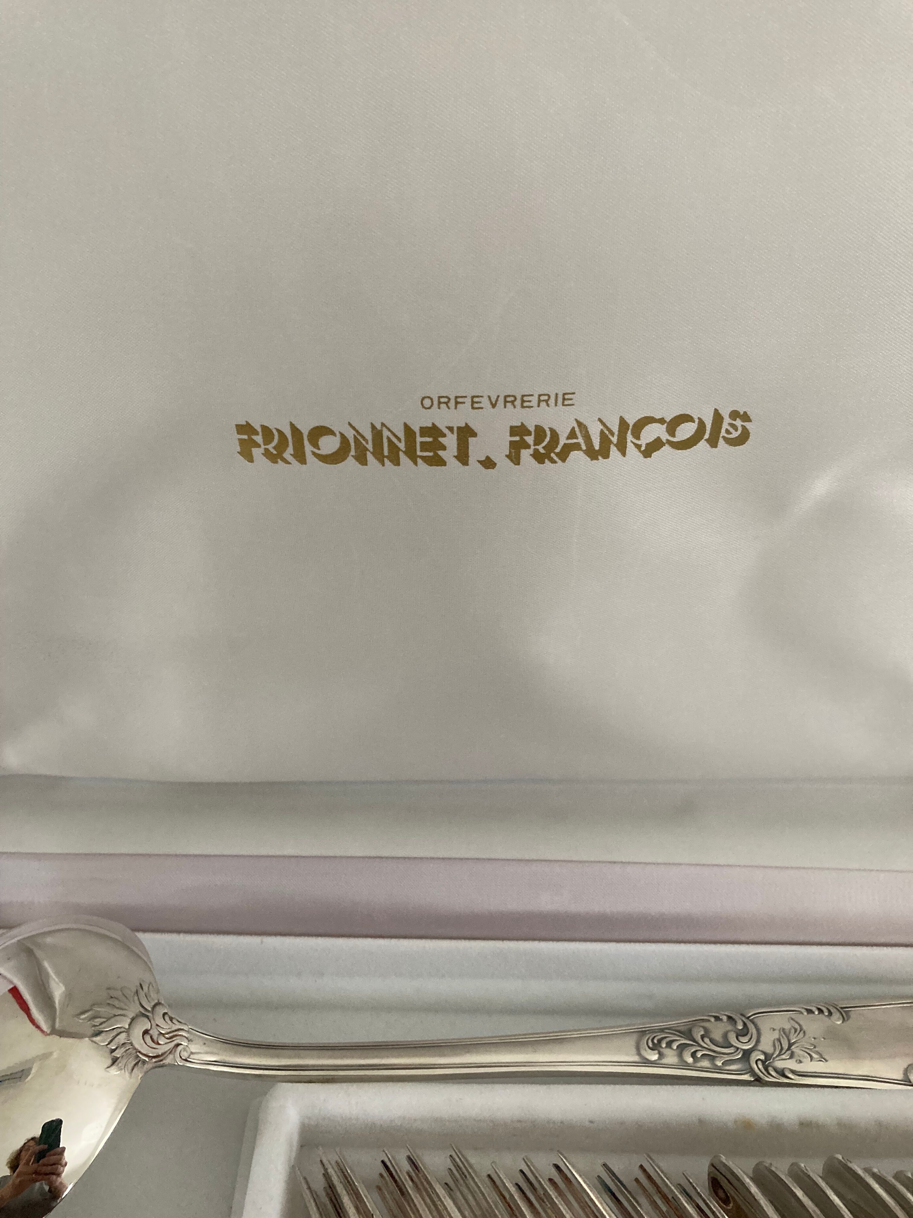 Silver metal housewife Frionnet