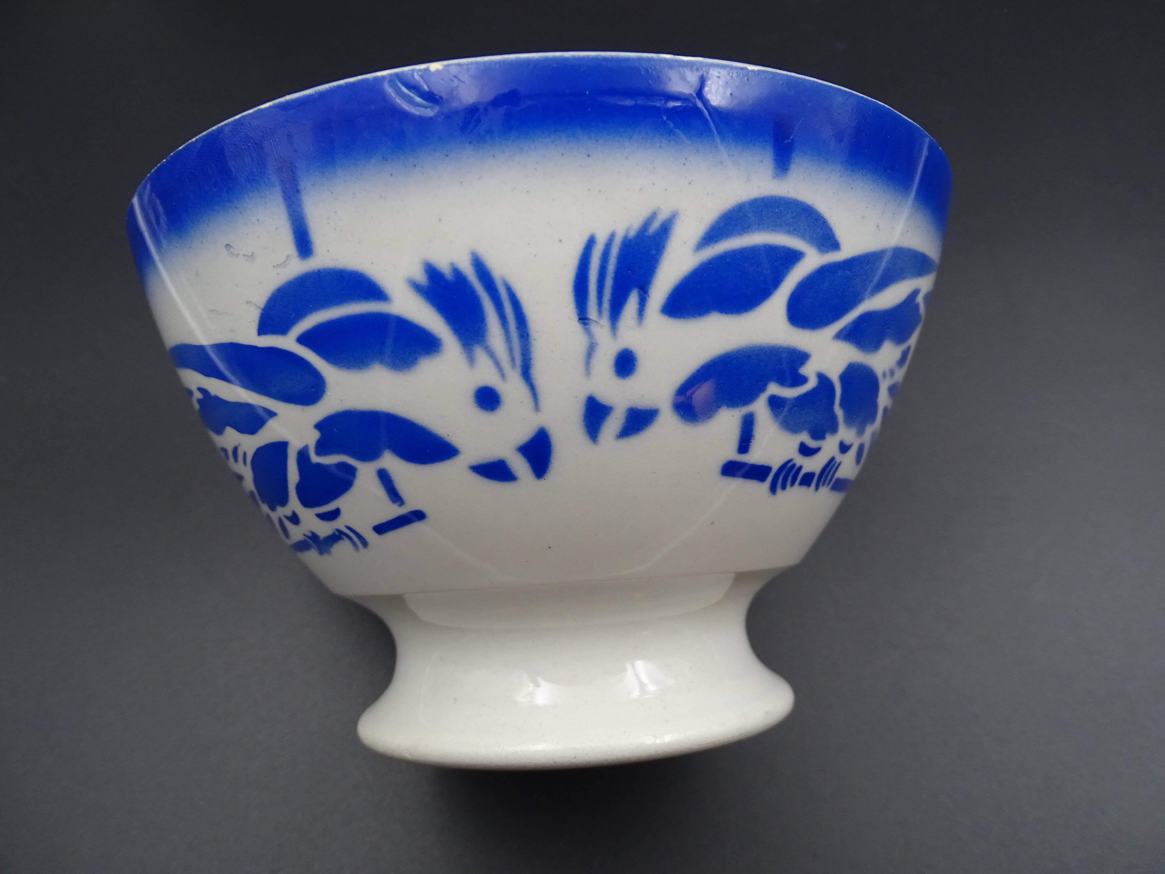 Bowl with earthenware parrots from Badonviller - circa 1940