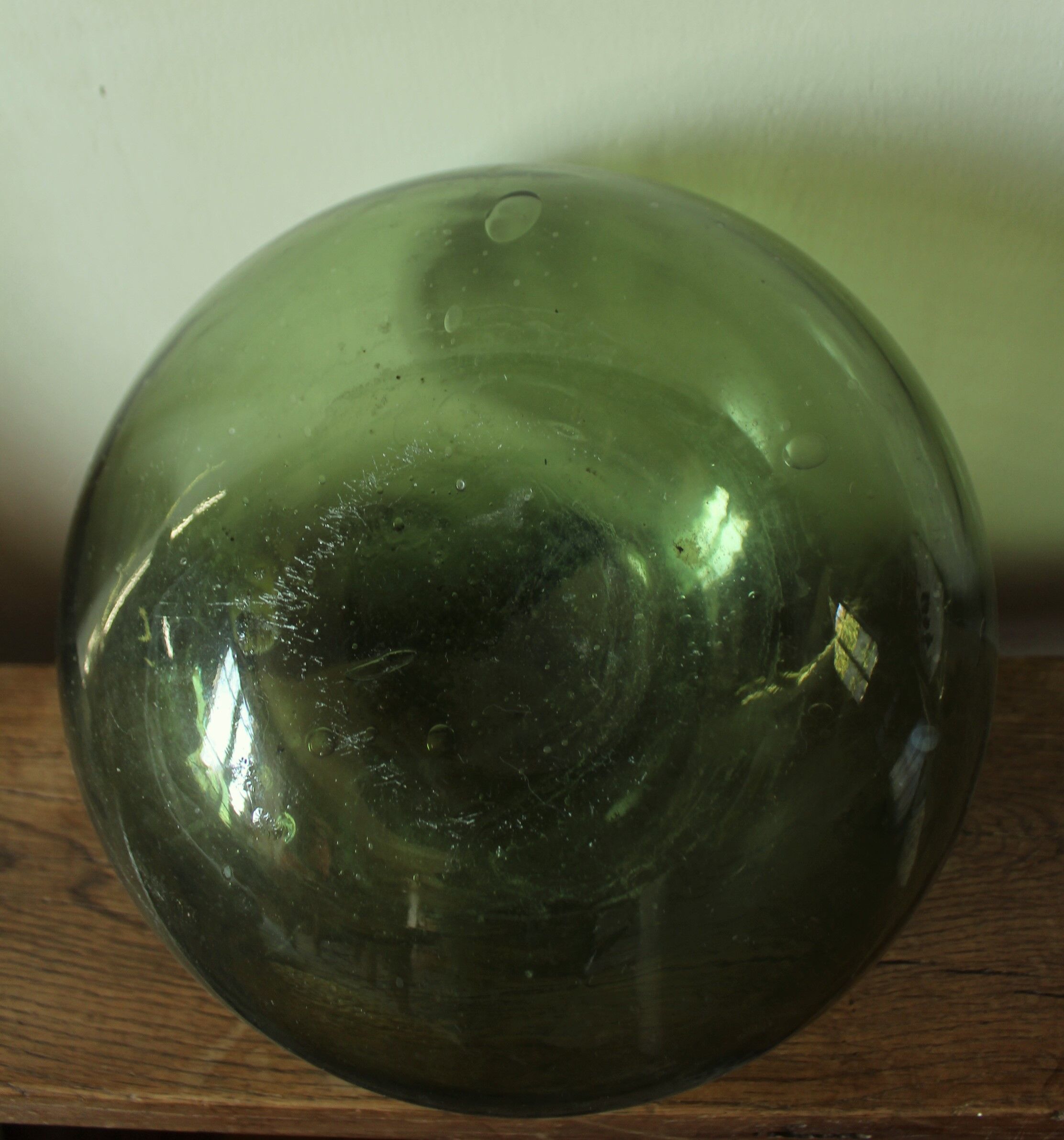 Dame jeanne bonbonne green glass round bubbles