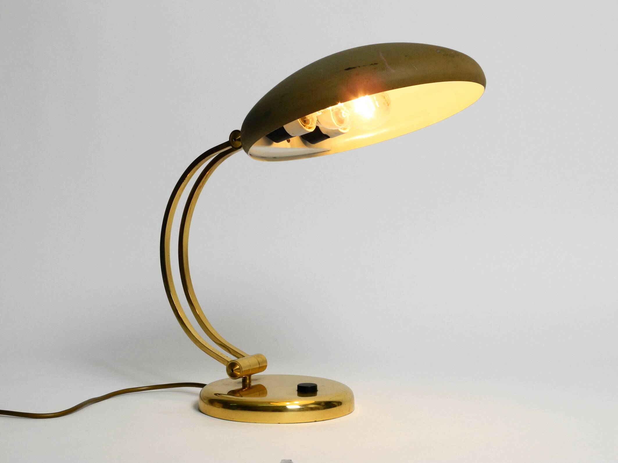 Huge 1970s brass table lamp with adjustable neck and shade from Hillebrand