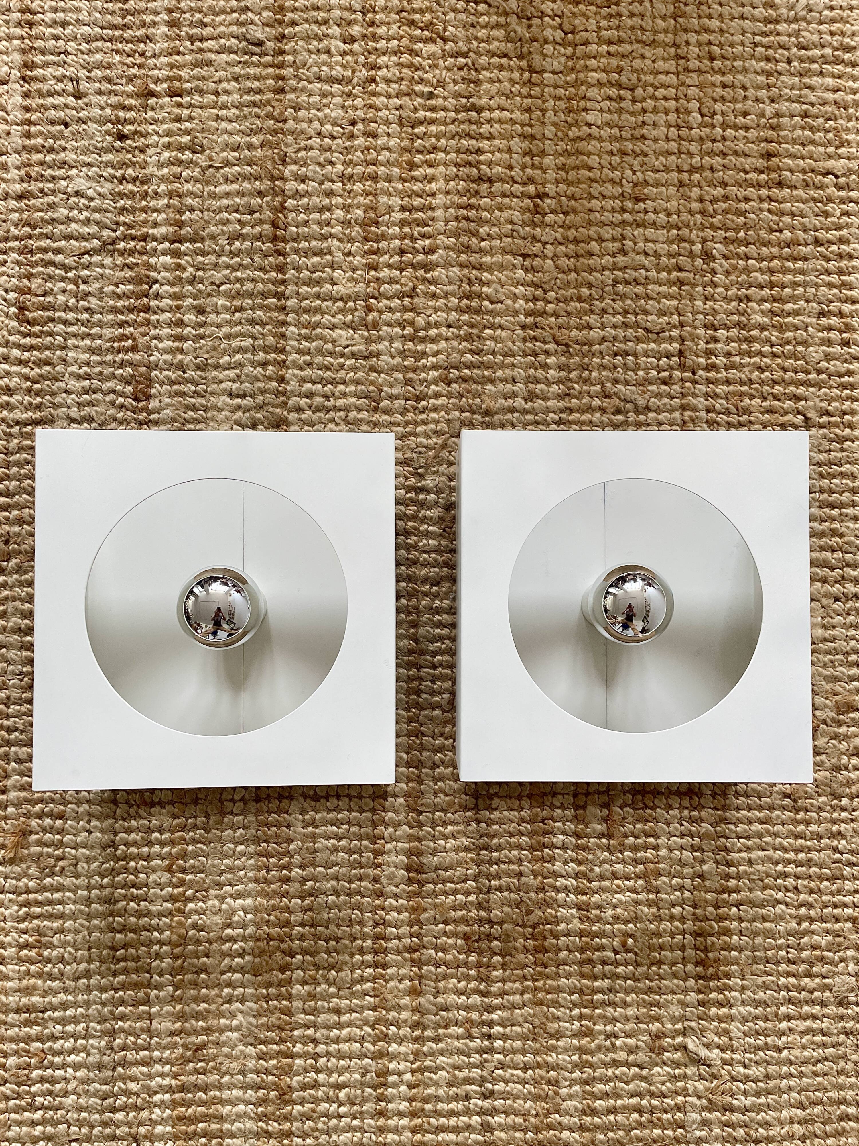 Pair of Disderot wall lights model 2091